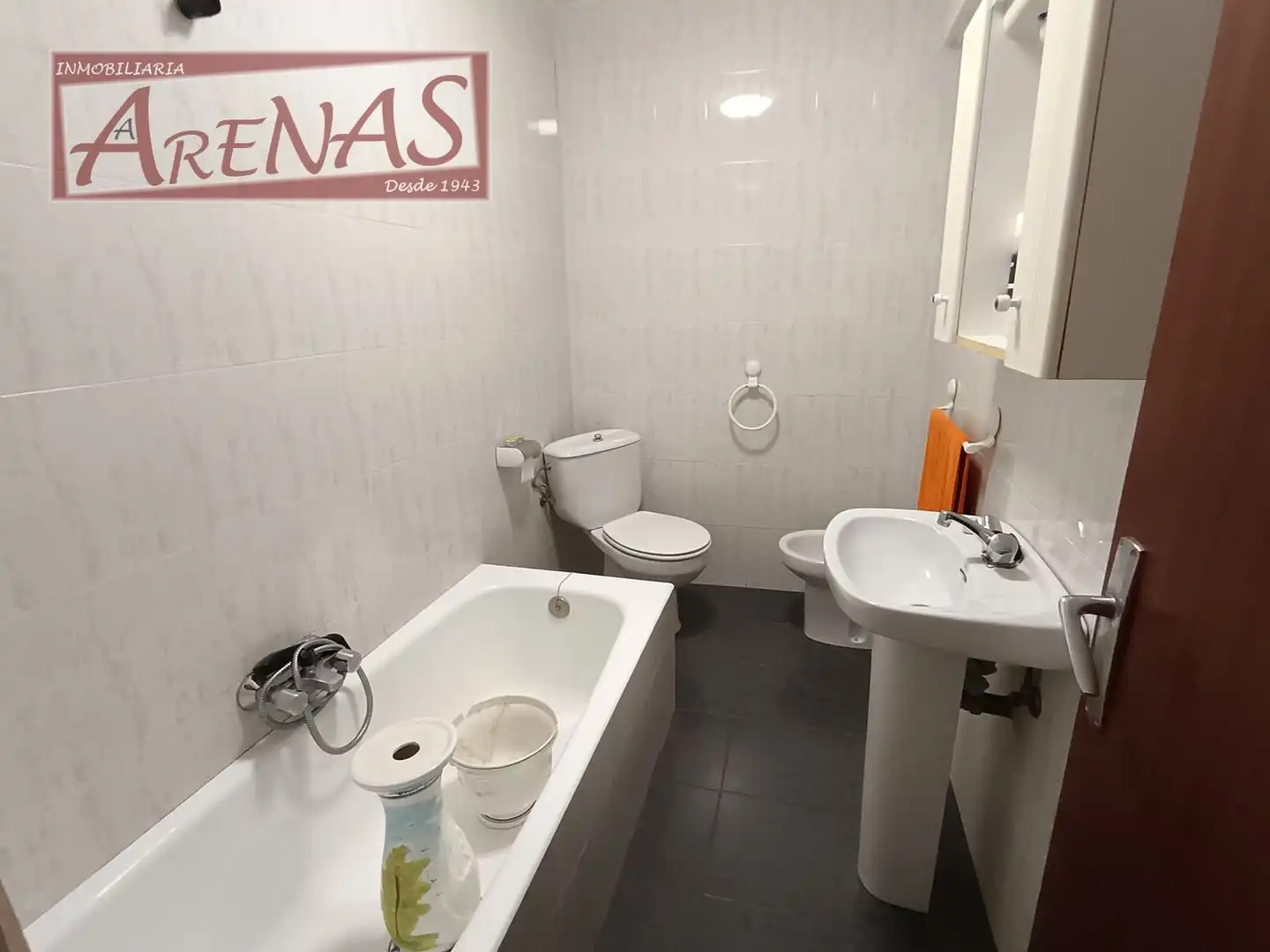 Baño de Casa adosada en venta en Ampuero con Parquet y Terraza