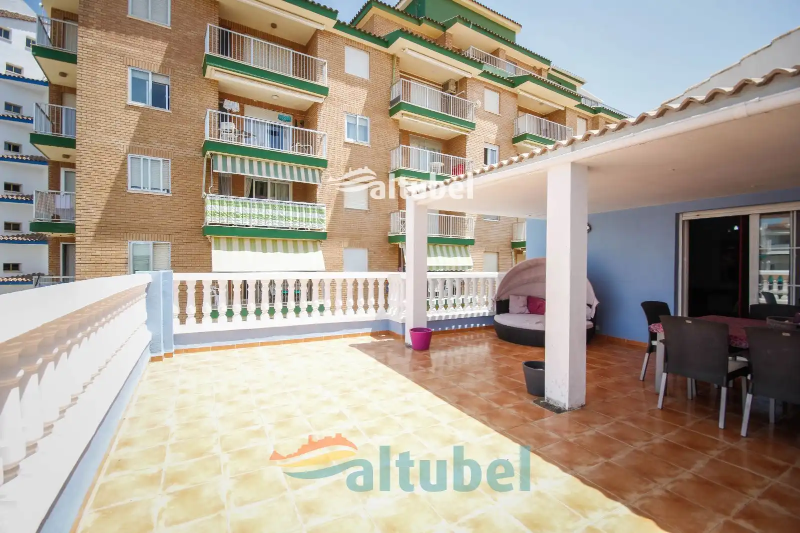 Vista exterior de Ático en venta en Peñíscola / Peníscola con Aire acondicionado, Terraza y Piscina