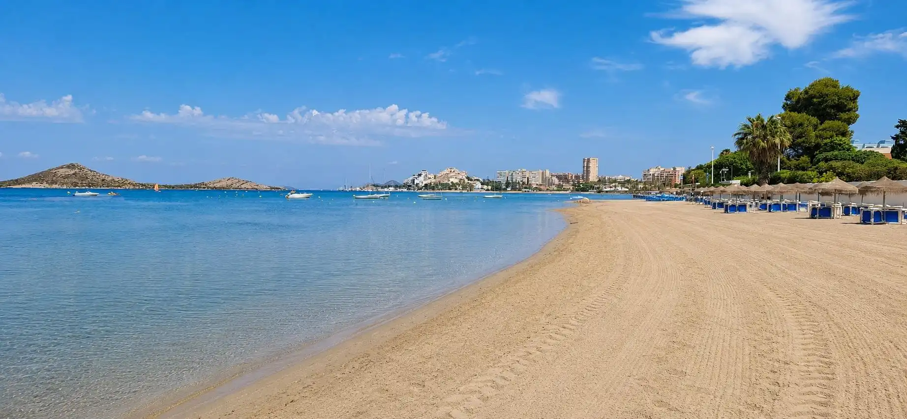 Exterior view of Apartments for sale in La Manga del Mar Menor  with Terrace and Community pool