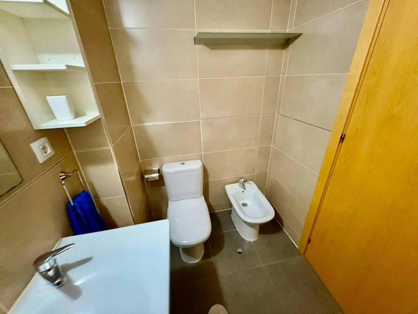 Badezimmer von Wohnungen zum Verkauf in Lorca mit Abstellraum