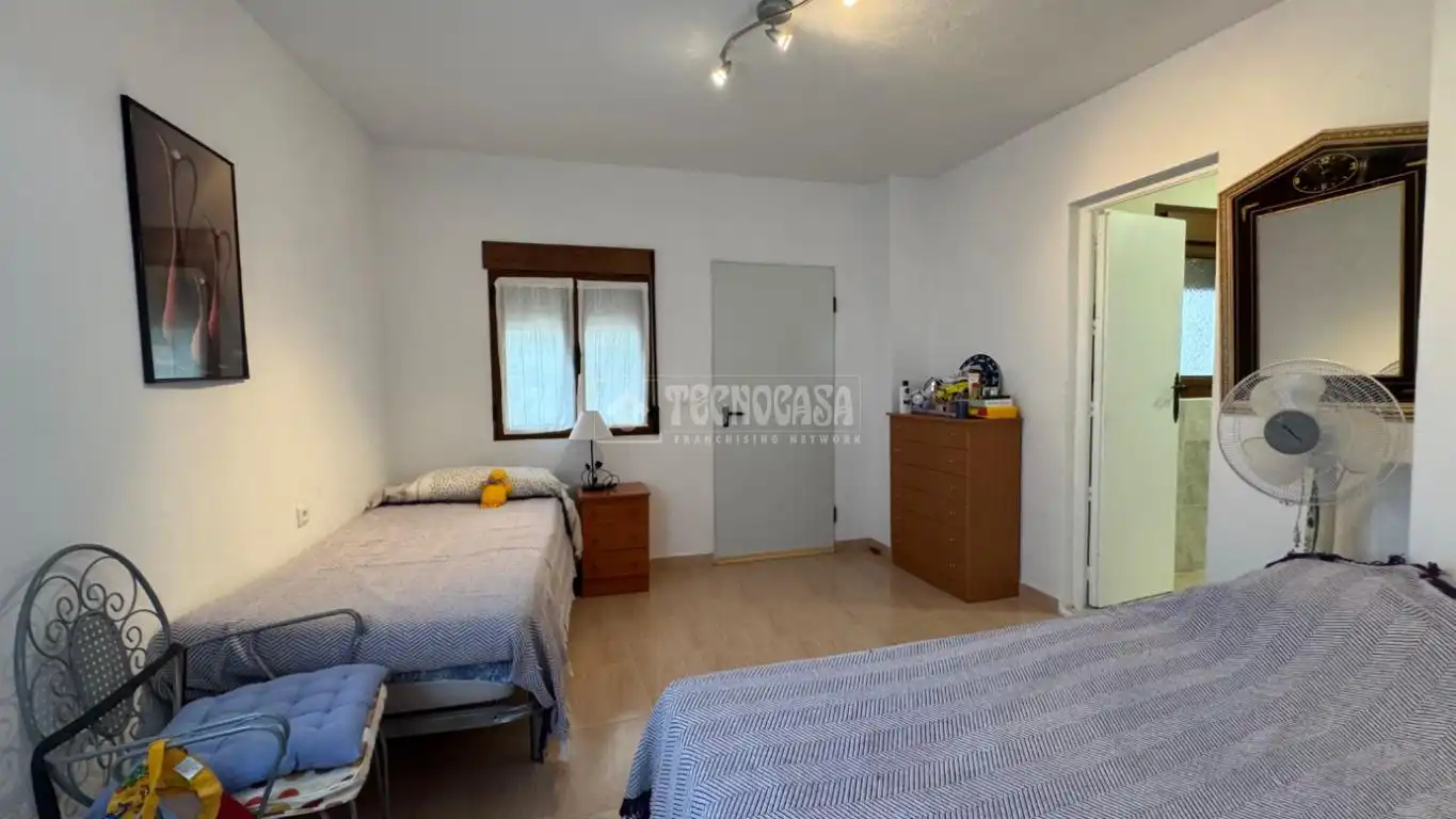 Dormitori de Casa adosada en venda en Murtas amb Jardí privat