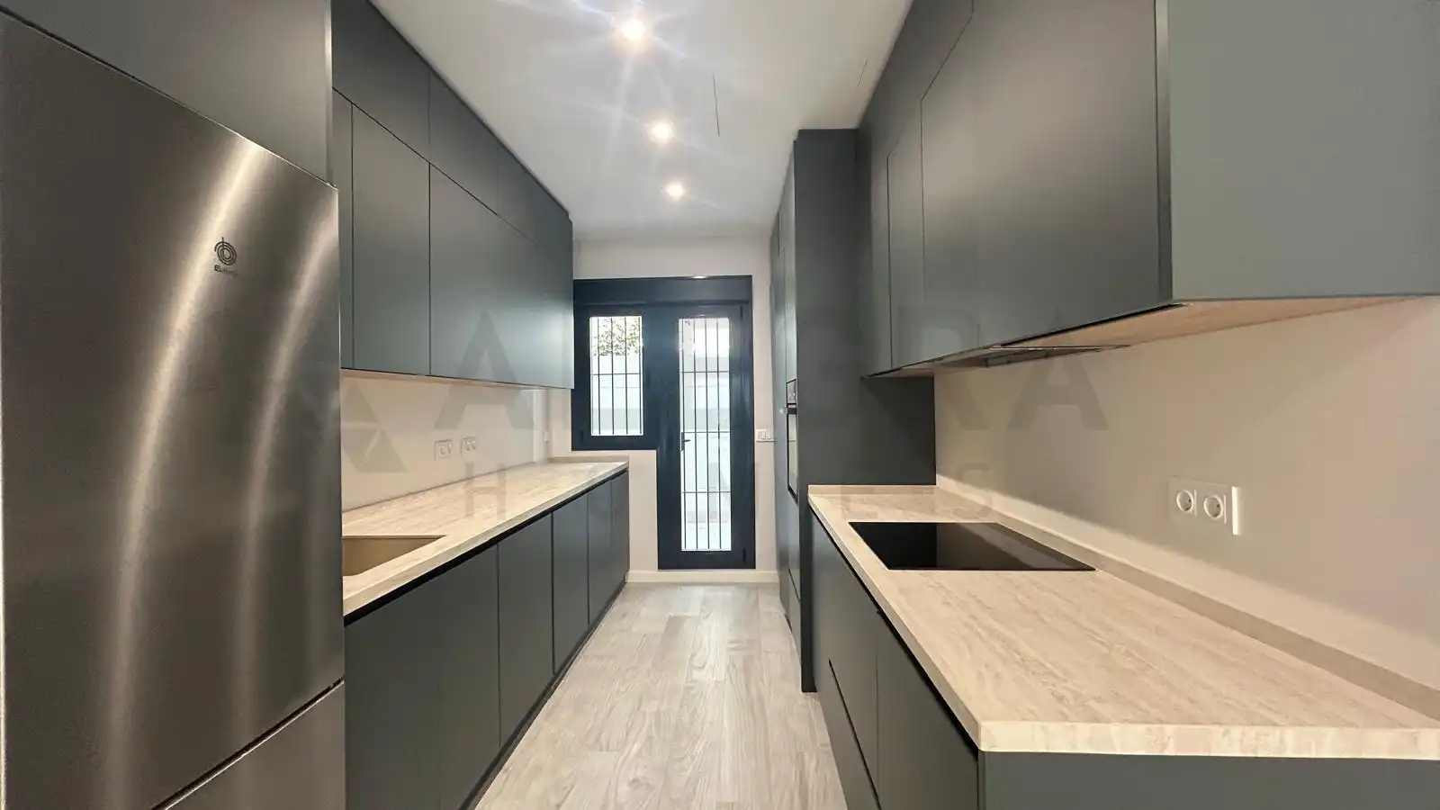 Kitchen of Flat for rent in Jerez de la Frontera  with Air Conditioner, Private garden and Community pool
