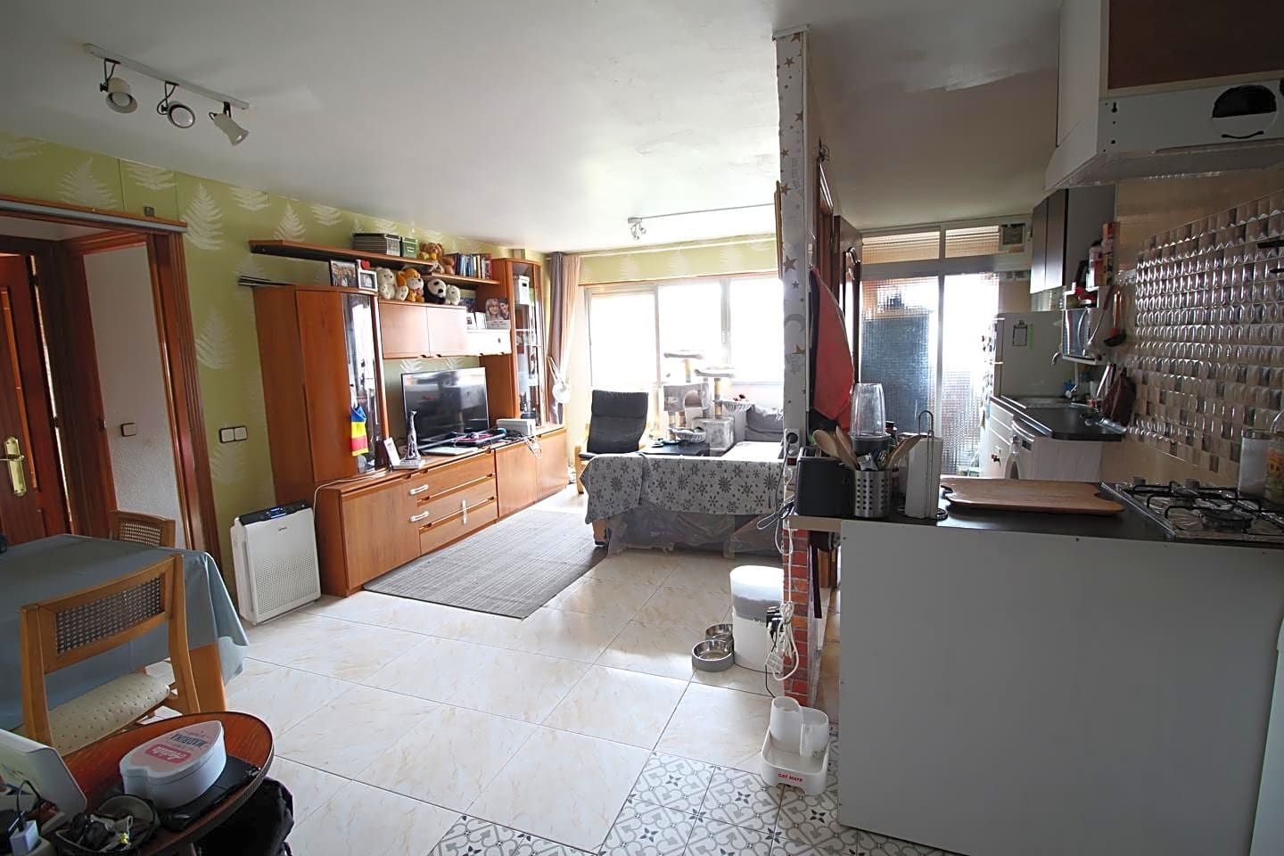Living room of Flat for sale in  Madrid Capital  with Air Conditioner and Furnished