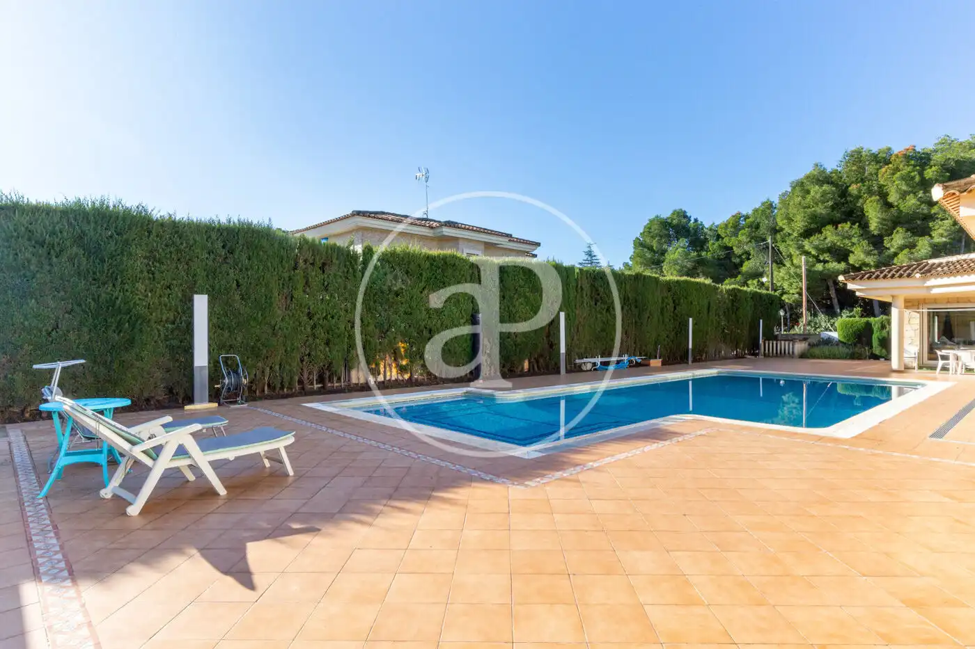 Piscina de Casa o chalet en venta en Serra con Aire acondicionado, Calefacción y Jardín privado