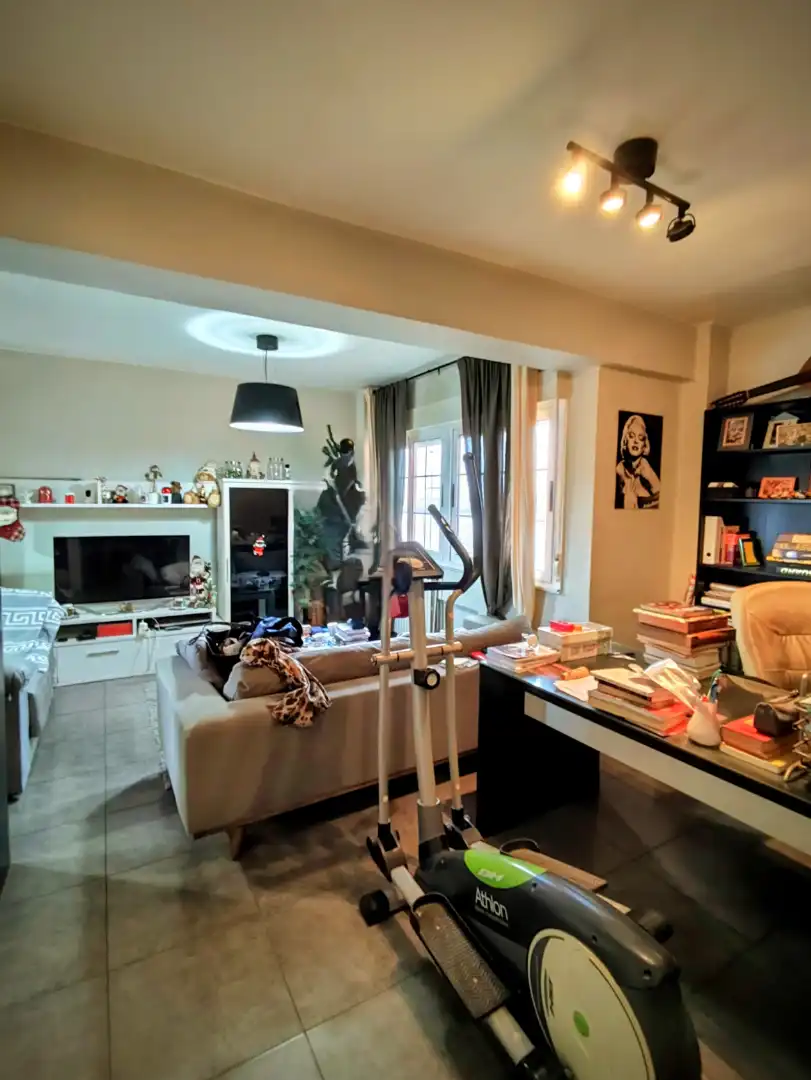 Sala de estar de Piso en venta en Avilés con Calefacción y Amueblado