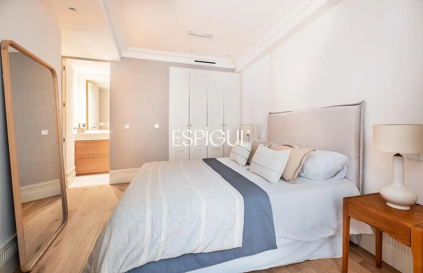 Habitación de Piso en venta en Madrid con Aire acondicionado, Calefacción y Terraza