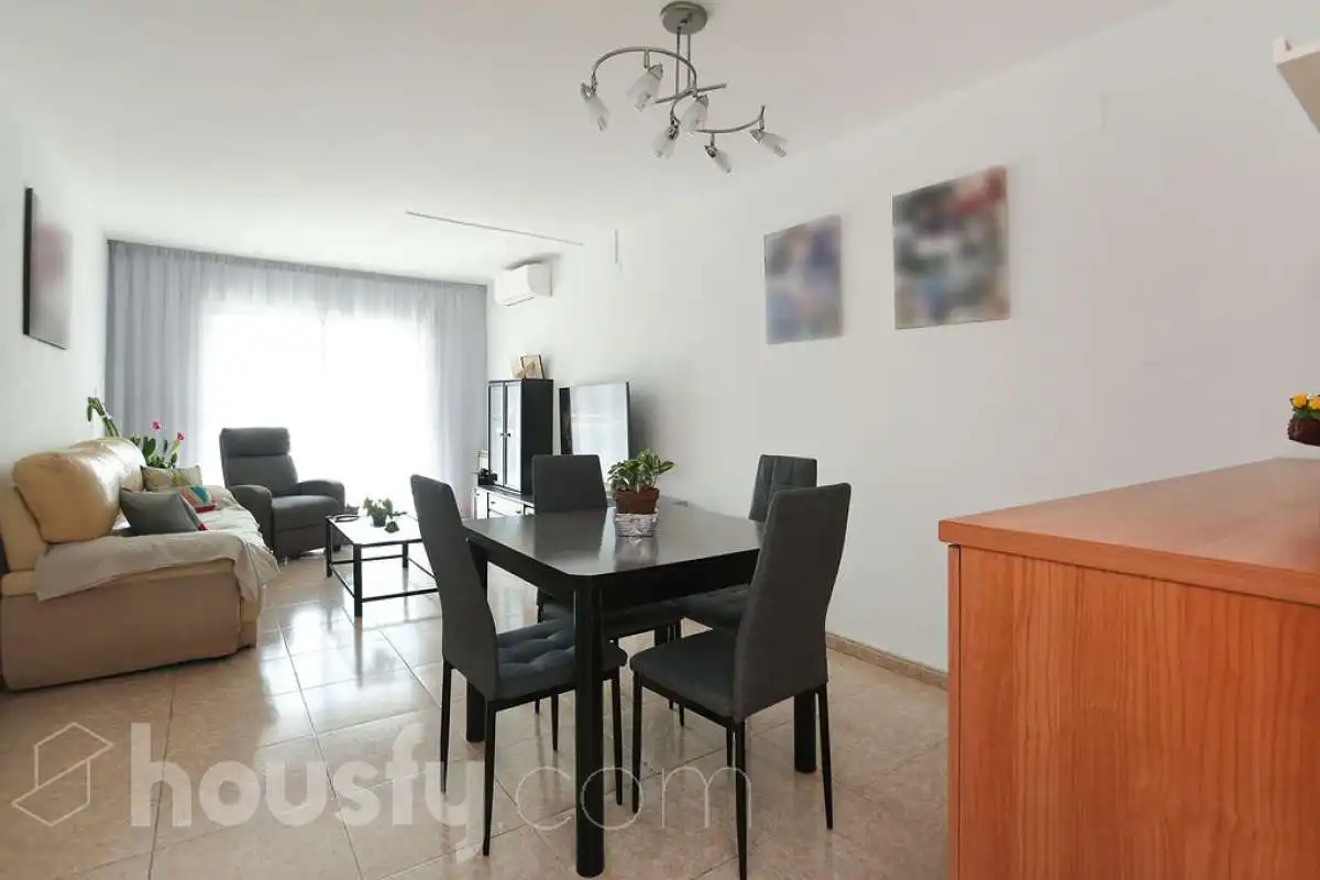 Wohnzimmer von Wohnung zum Verkauf in Tordera mit Klimaanlage, Heizung und Terrasse