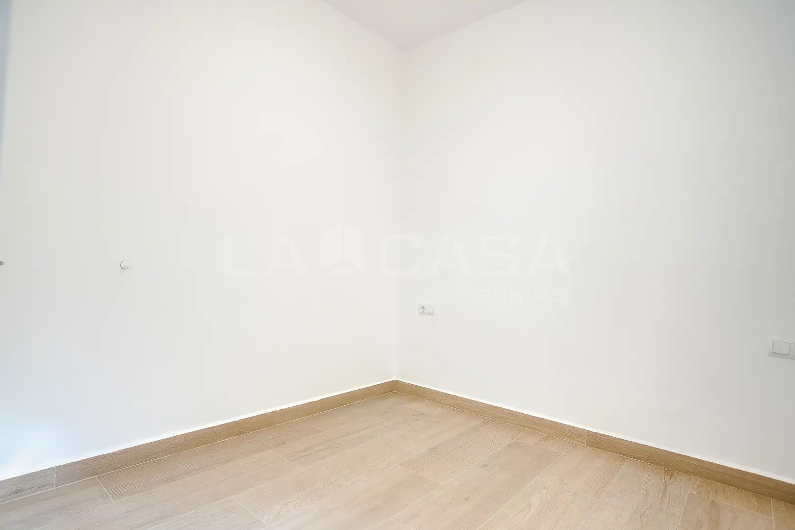 Bajo en venta en Carrer de Sant Antoni Maria Claret, imagen 23