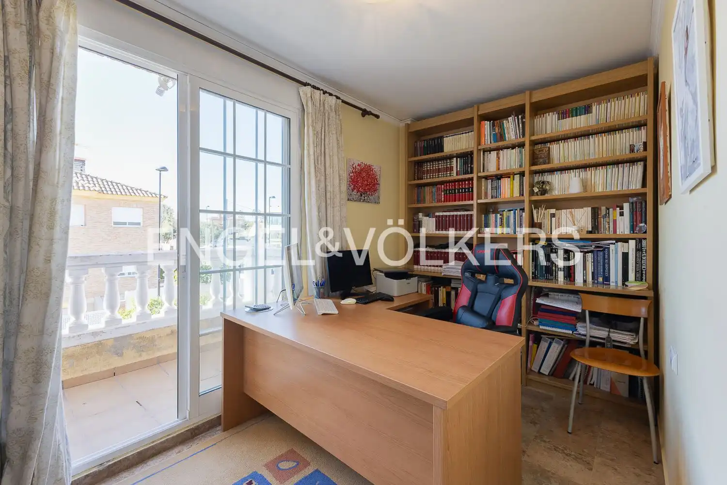 Houses for sale in Torrent  with Air Conditioner, Heating and Private garden