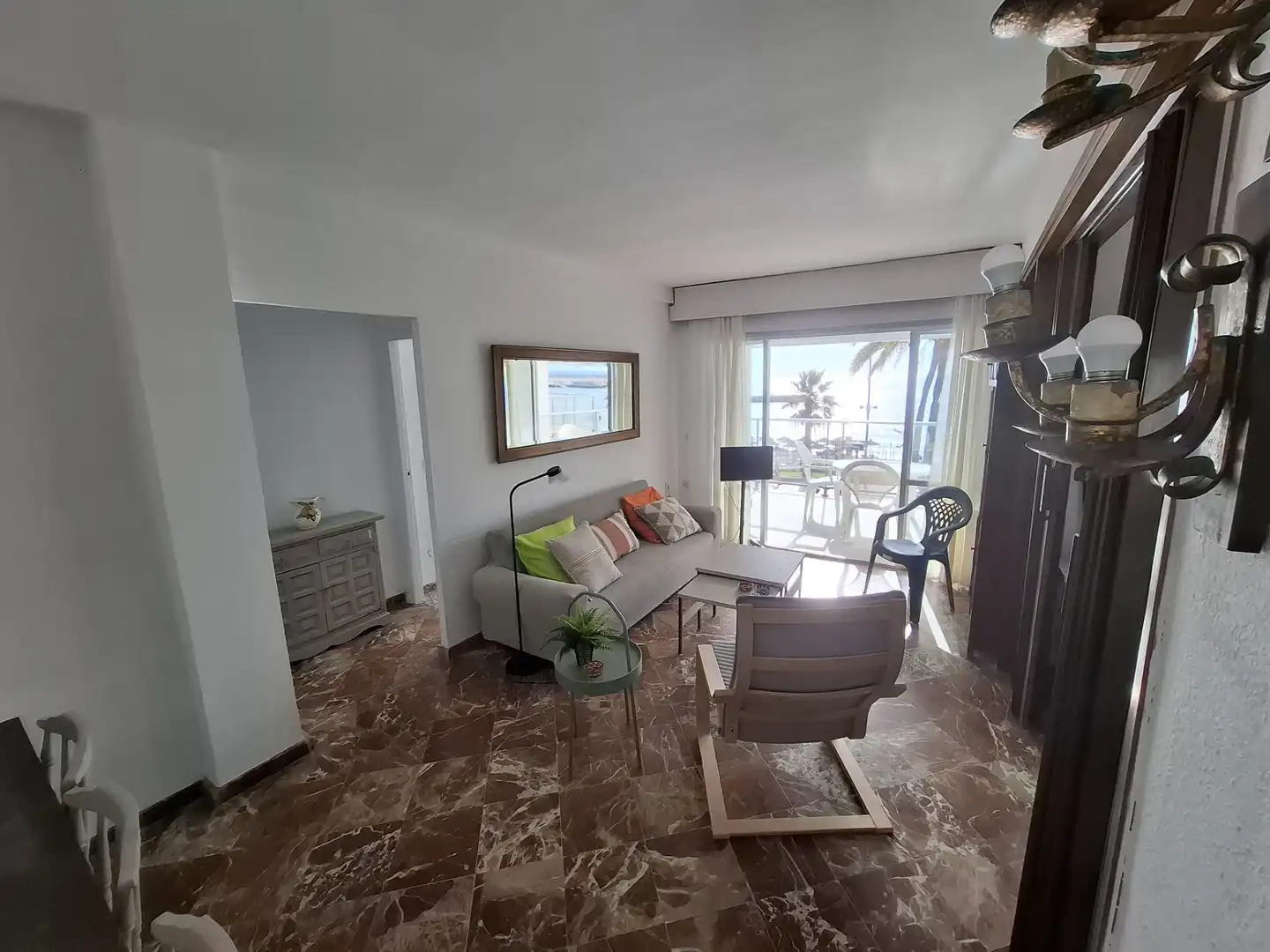 Sala d'estar de Pis en venda en Fuengirola amb Terrassa i Moblat