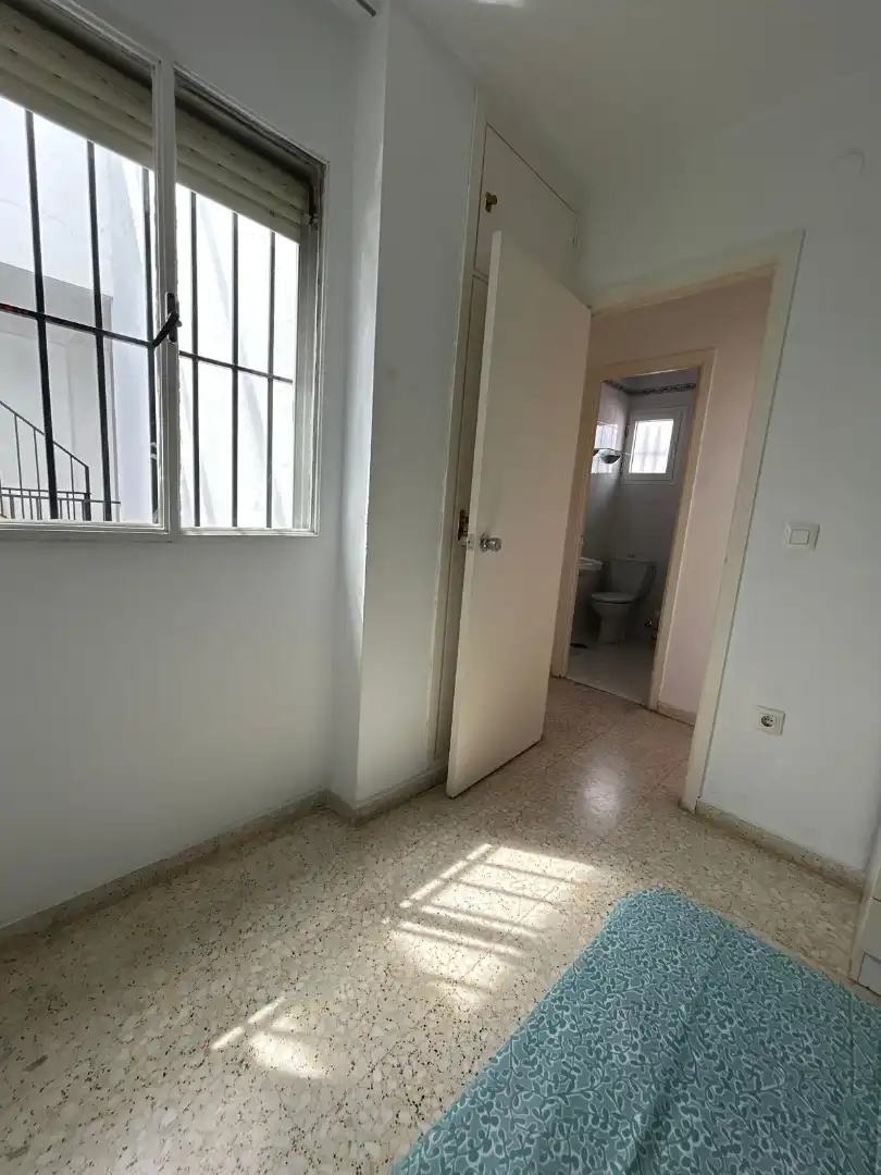 Attic for rent in Sevilla  with Air Conditioner, Heating and Terrace