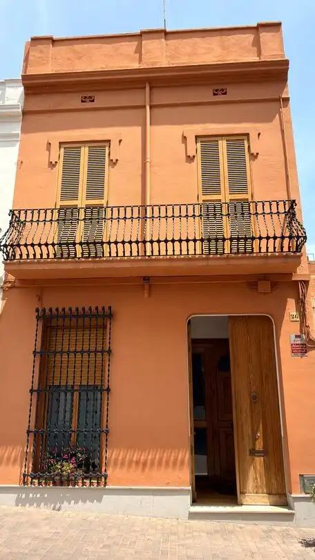 Vista exterior de Casa o xalet en venda en Premià de Mar amb Aire condicionat i Calefacció