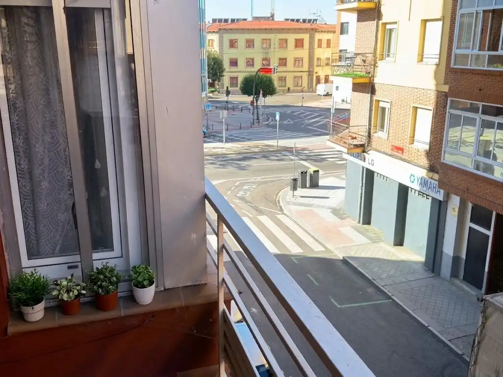 Appartamento con terrazza in vendita a Calle Cardenal Jacinto, imagen 2