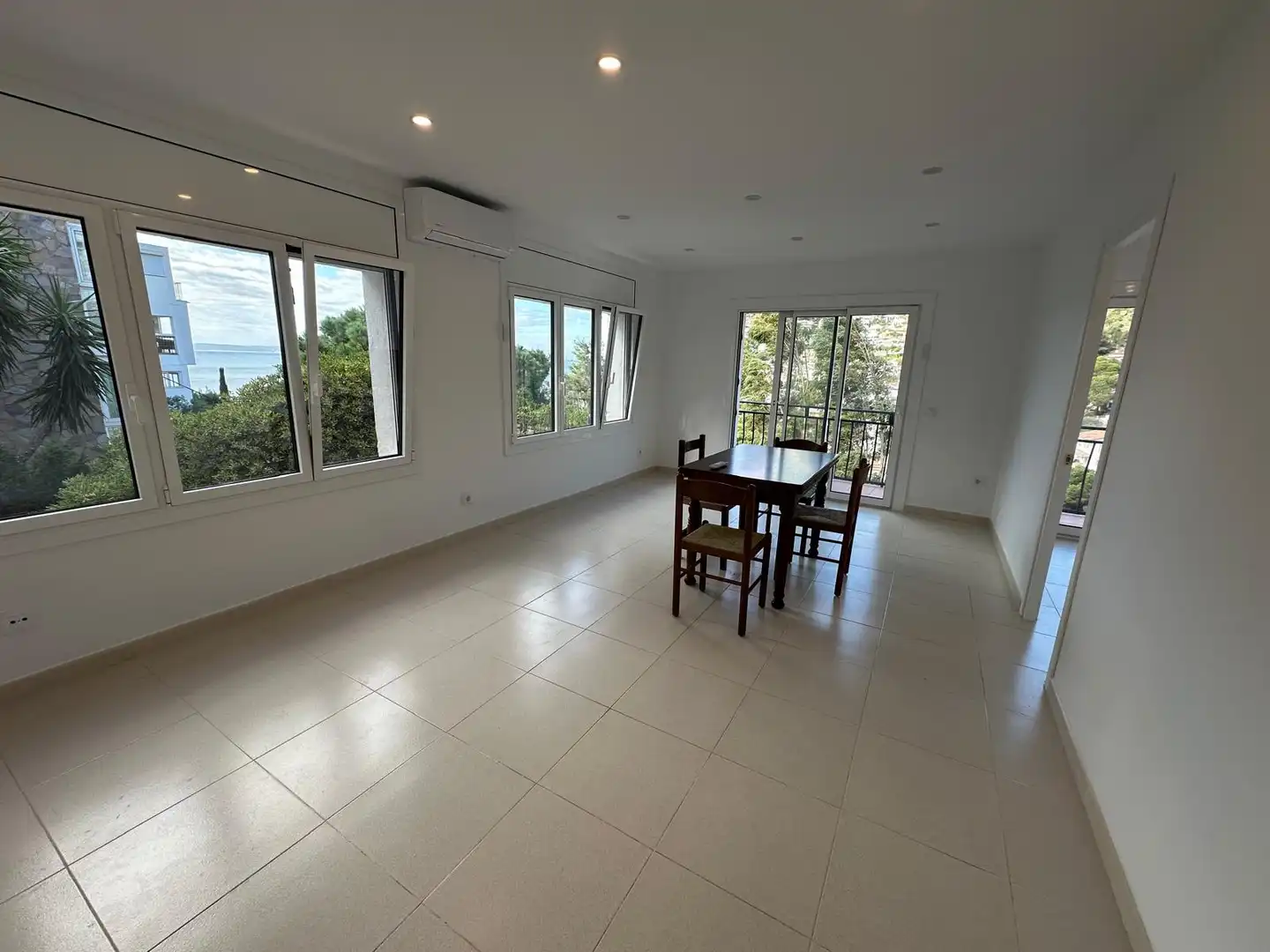 Comedor de Piso en venta en Roses con Aire acondicionado, Calefacción y Terraza