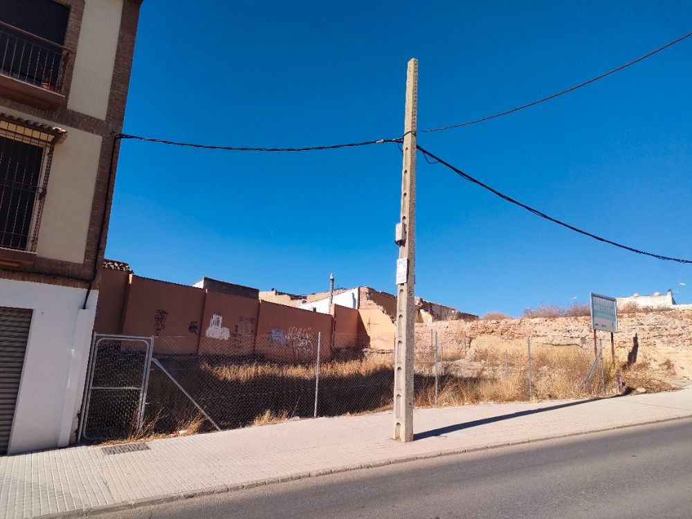 Vista exterior de Residencial en venda en Linares
