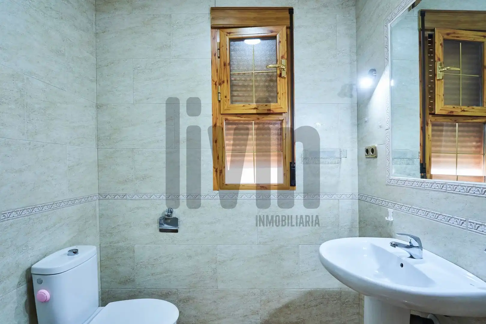 Badezimmer von Wohnung zur Miete in La Guardia de Jaén mit Klimaanlage und Gemeinschaftspool