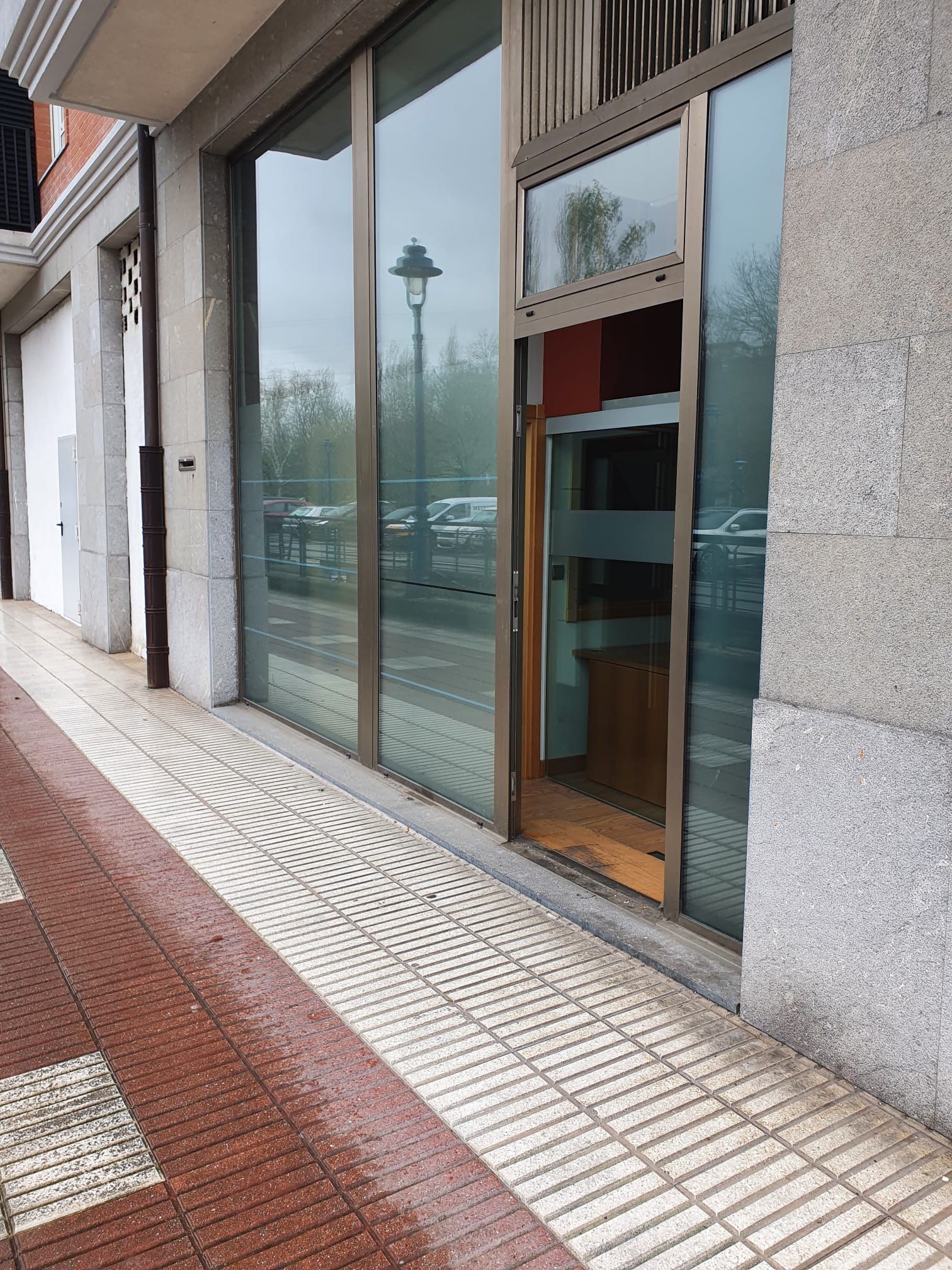 Oficina en venda a Lartzabal - Gabierrota