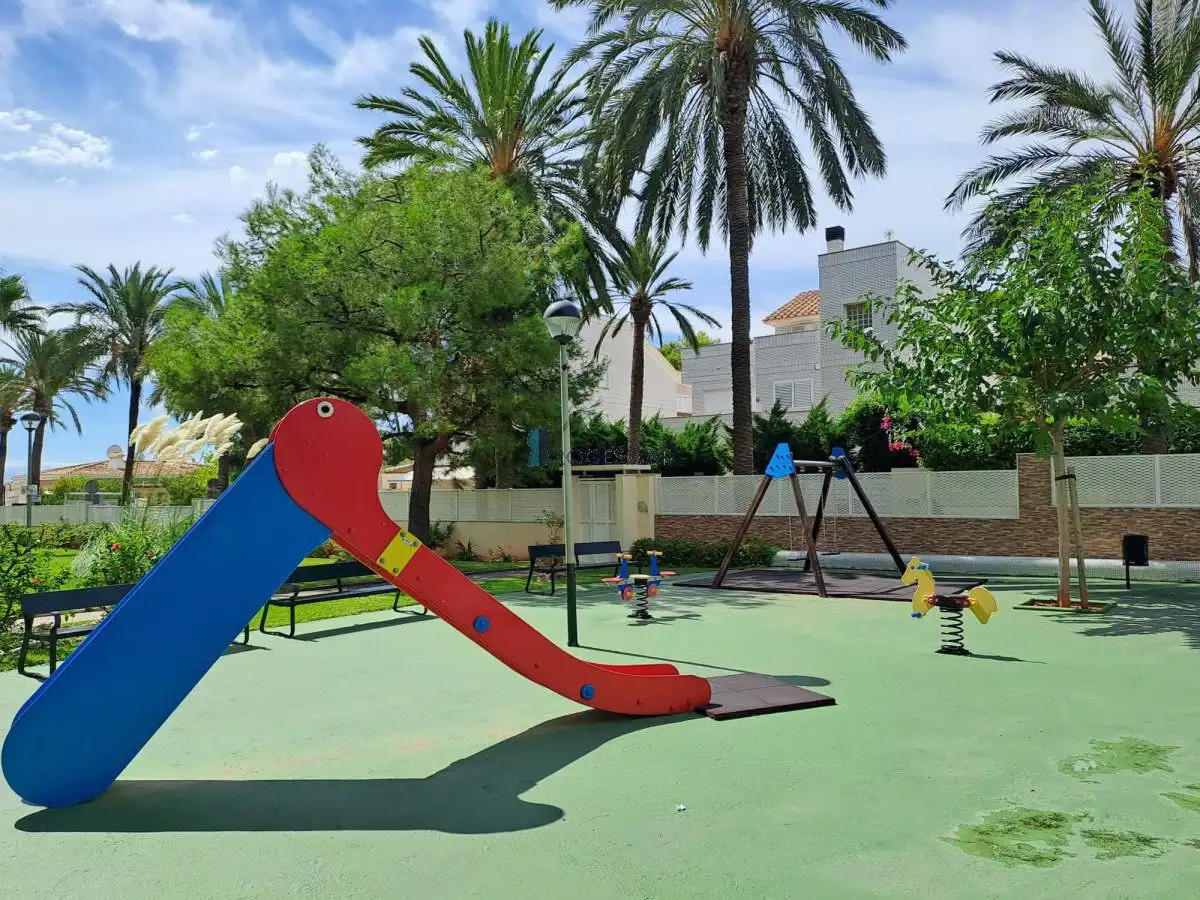 Jardín de Apartamento en venta en Benicasim / Benicàssim con Piscina comunitaria