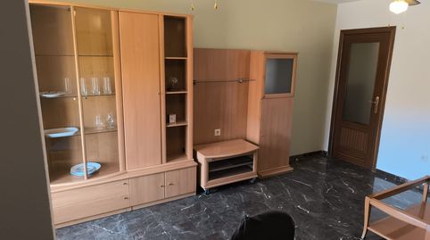 Photo 2 of Flat for rent in Calle Miguel Castillejo, Renfe - Bulevar 1ª y 2ª Fase, Jaén Capital