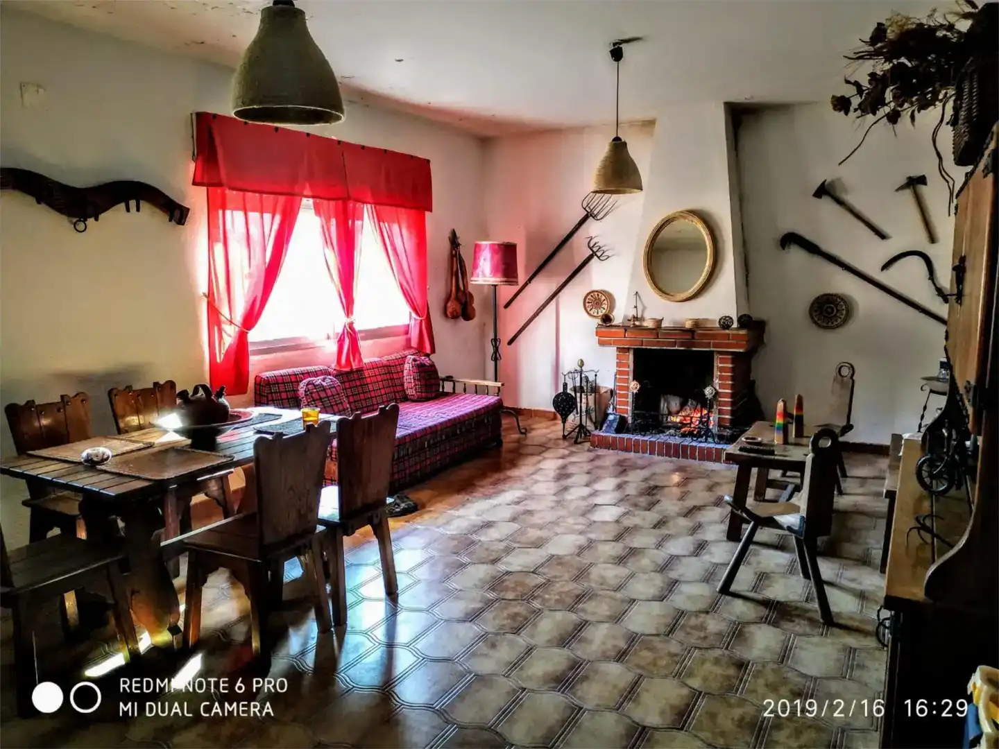Sala d'estar de Finca rústica en venda en Arenas de San Pedro