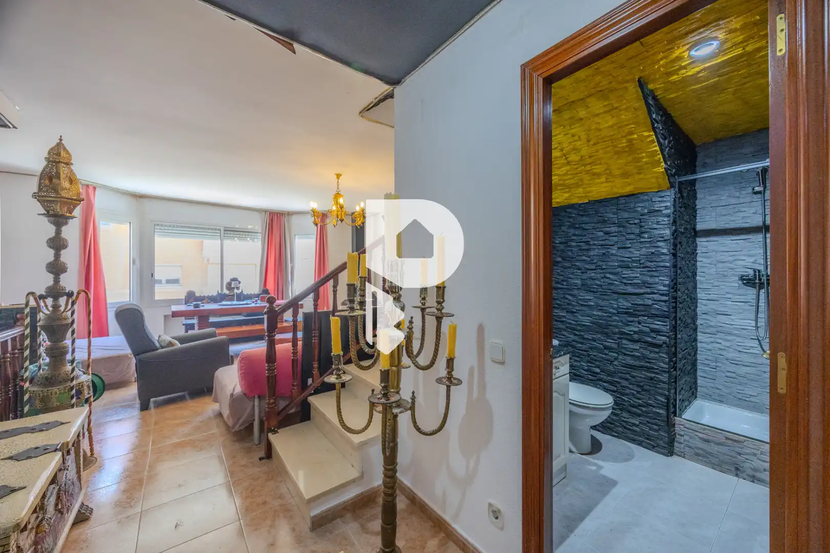 Habitación de Casa adosada en venta en Sant Vicenç Dels Horts con Aire acondicionado, Calefacción y Terraza