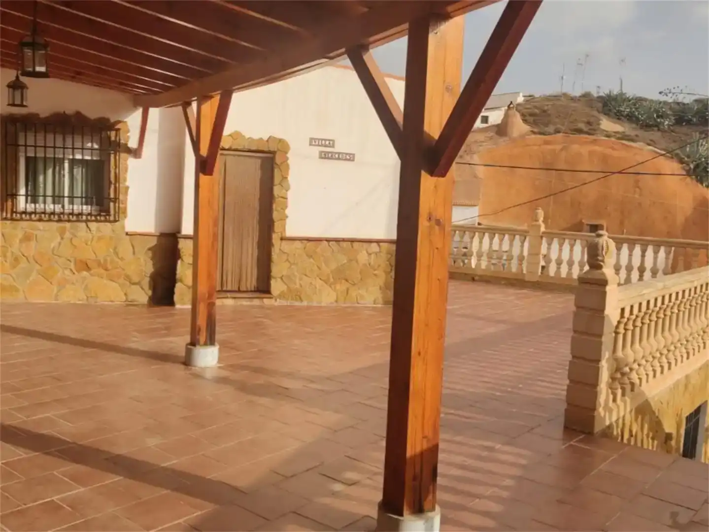 Terrassa de Casa o xalet en venda en Cortes y Graena amb Moblat