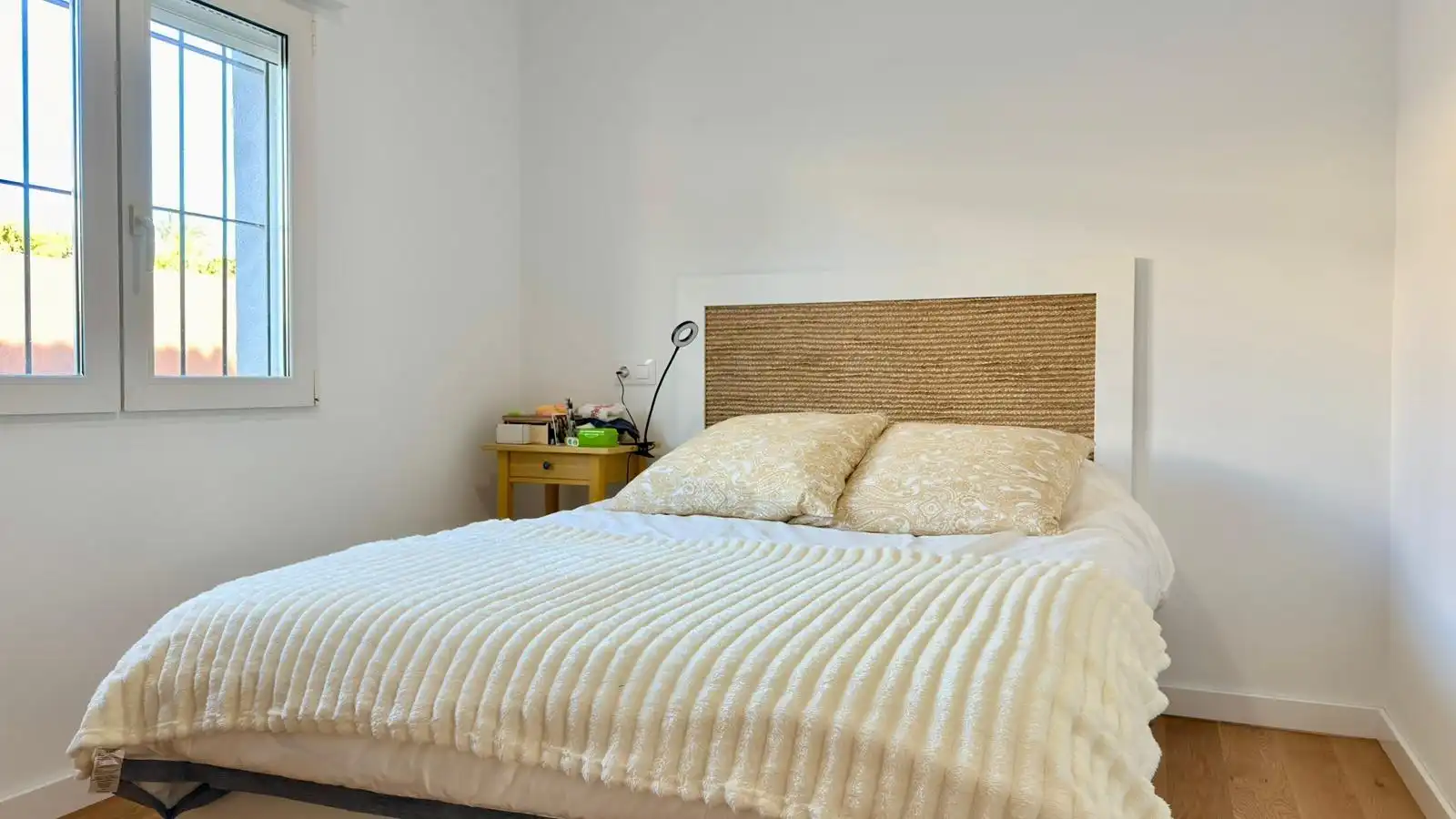 Bedroom of Houses for sale in El Campello  with Air Conditioner, Terrace and Swimming Pool