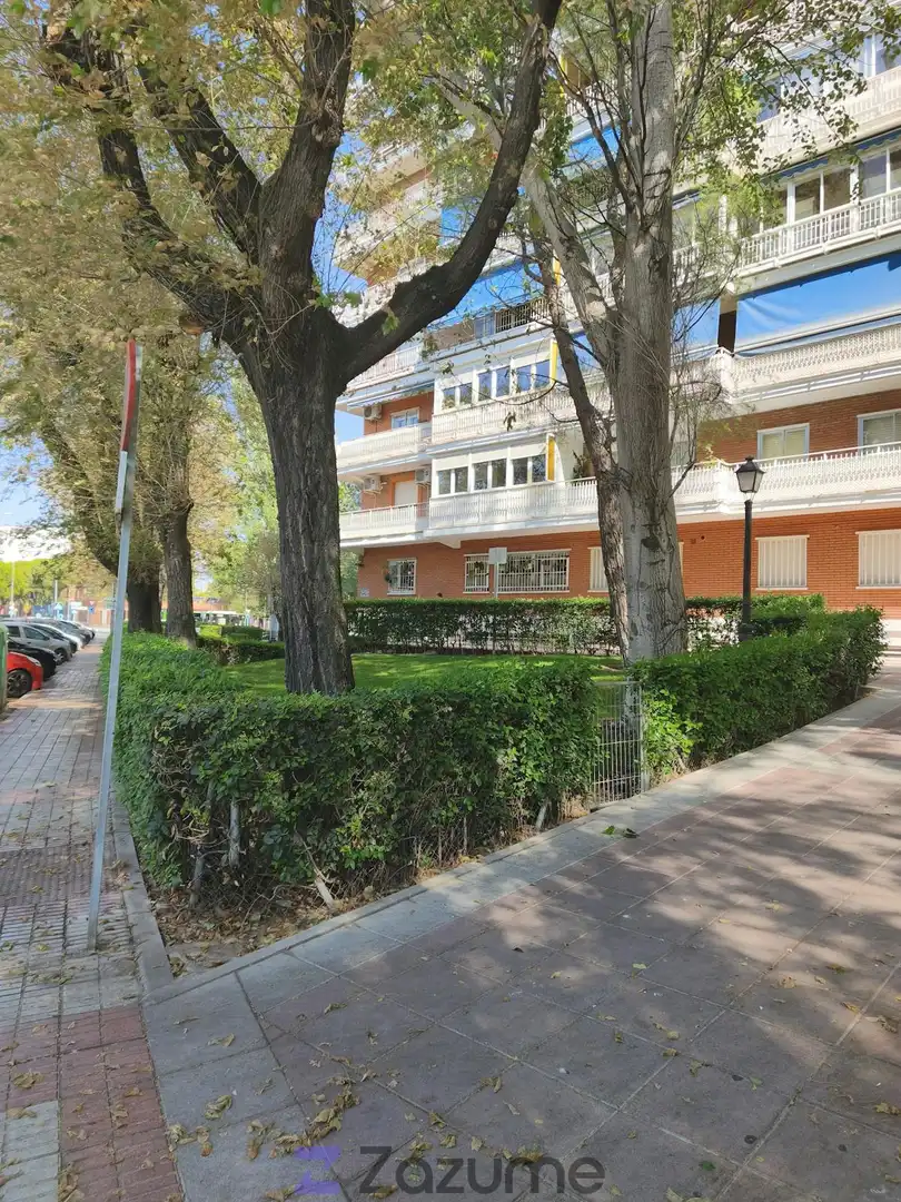 Exterior view of Flat for rent in Torrejón de Ardoz  with Air Conditioner, Heating and Furnished