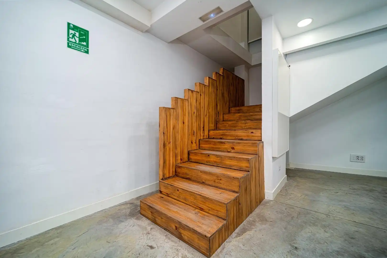 Oficina en venta en Cuenca con Aire acondicionado y Amueblado