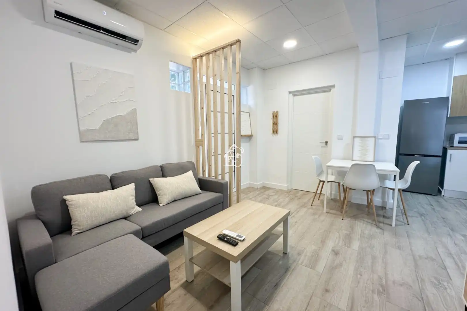 Sala d'estar de Planta baixa de lloguer en Orihuela amb Aire condicionat, Terrassa i Moblat