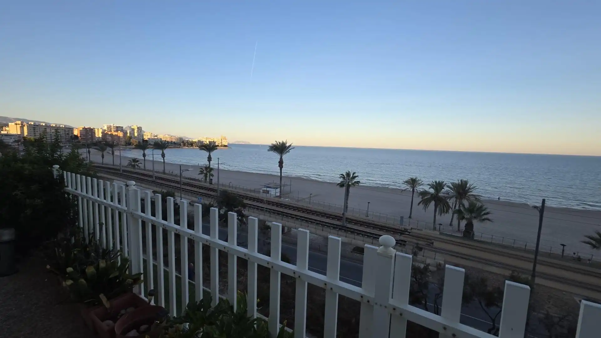 Bajo con piscina en venta en Playa Muchavista, imagen 4