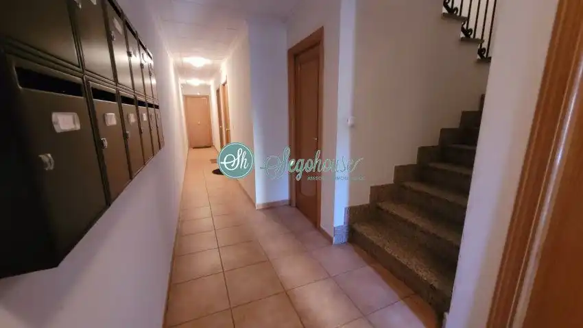 Piso en venta en Hontanares de Eresma con Calefacción y Balcón