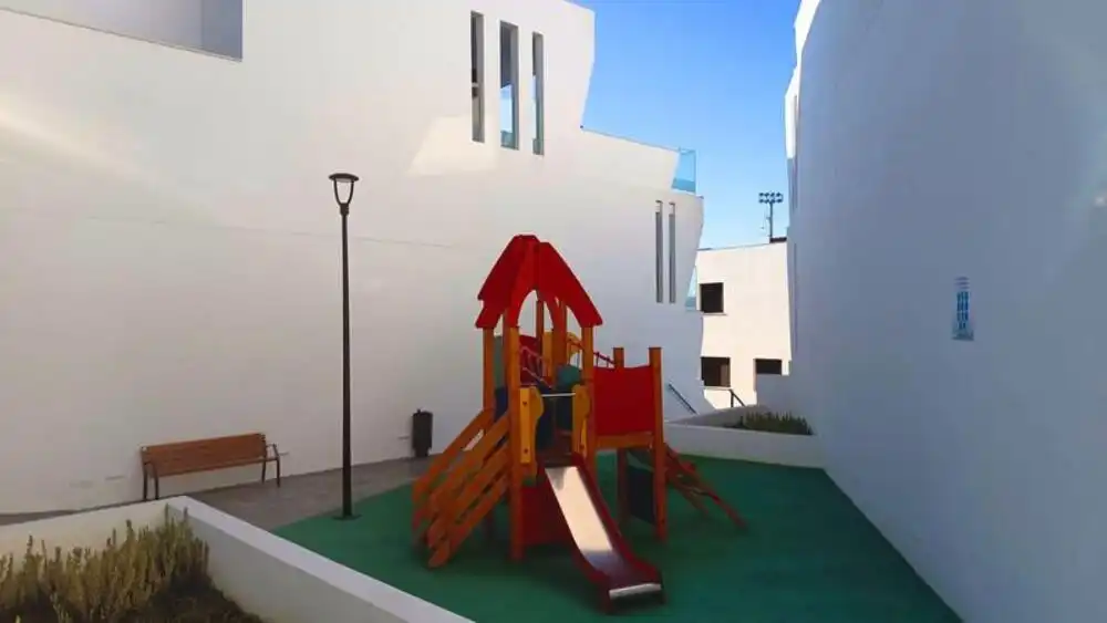 Terraza de Apartamento de alquiler en Estepona con Aire acondicionado, Calefacción y Terraza
