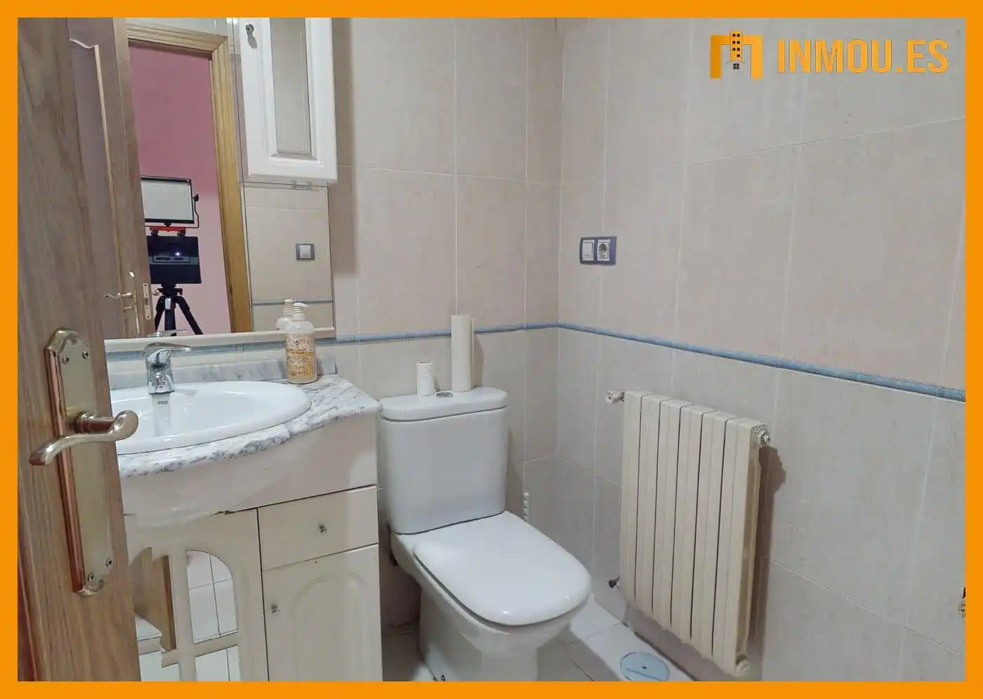 Badezimmer von Wohnung zum Verkauf in Ourense Capital  mit Heizung, Parkett und Terrasse