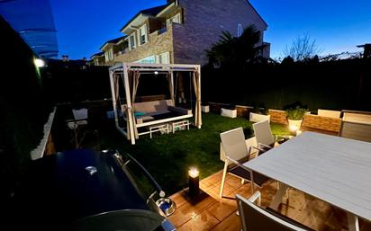Terrassa de Casa o xalet en venda en Boadilla del Monte amb Aire condicionat, Calefacció i Jardí privat