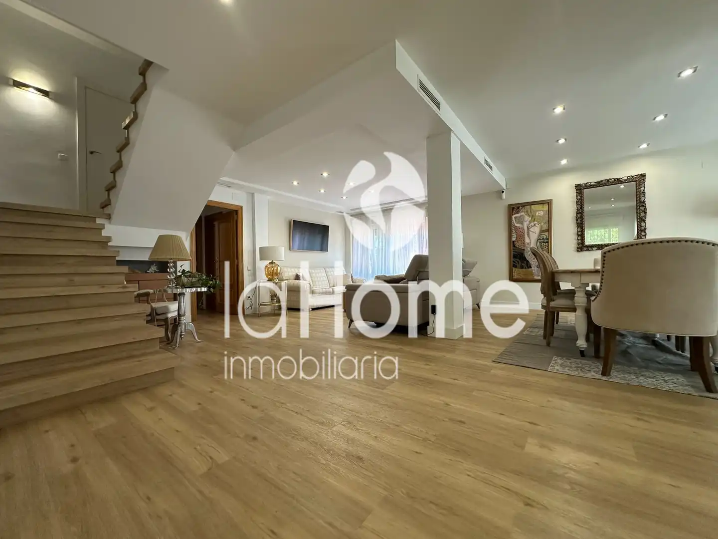 Sala de estar de Casa o chalet en venta en Paterna con Aire acondicionado, Calefacción y Jardín privado