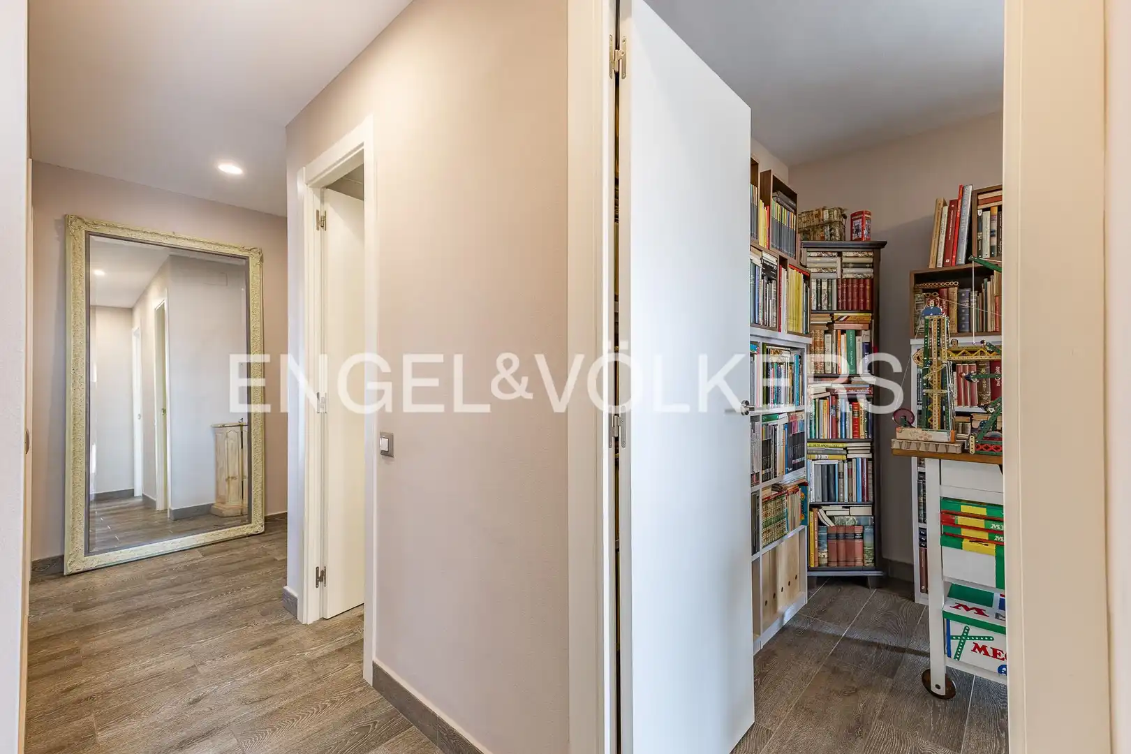 Piso en venta en Sabadell con Aire acondicionado, Calefacción y Jardín privado