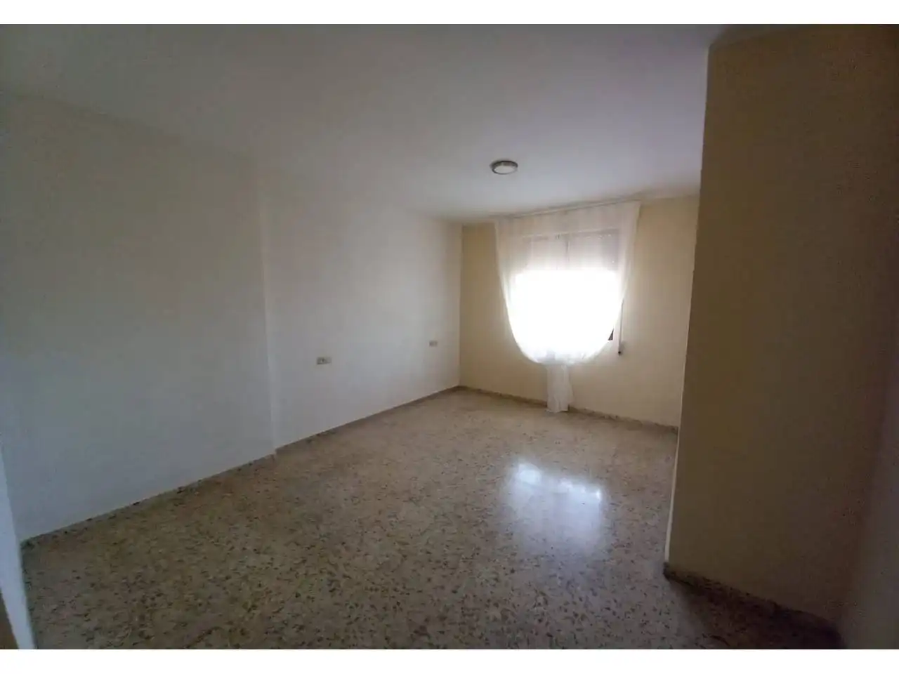 Schlafzimmer von Wohnung zur Miete in Montefrío
