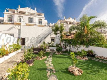 Haus mit Balkon zum Verkauf in Frigiliana