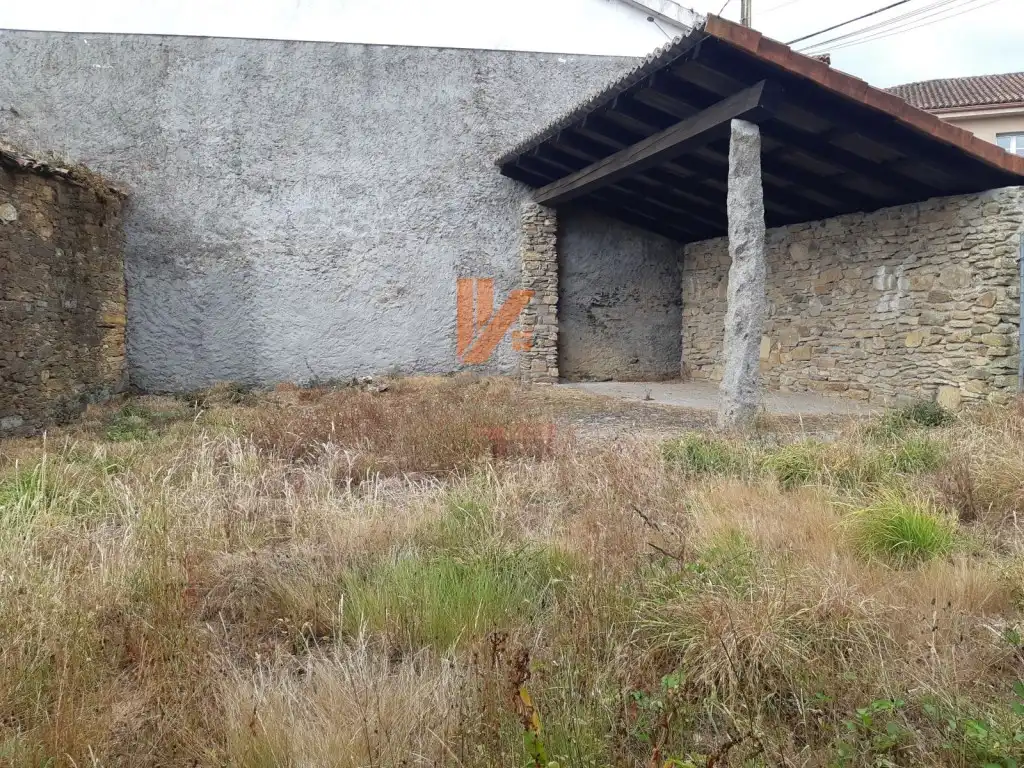 Vista exterior de Casa o xalet en venda en Santiago de Compostela  amb Jardí privat