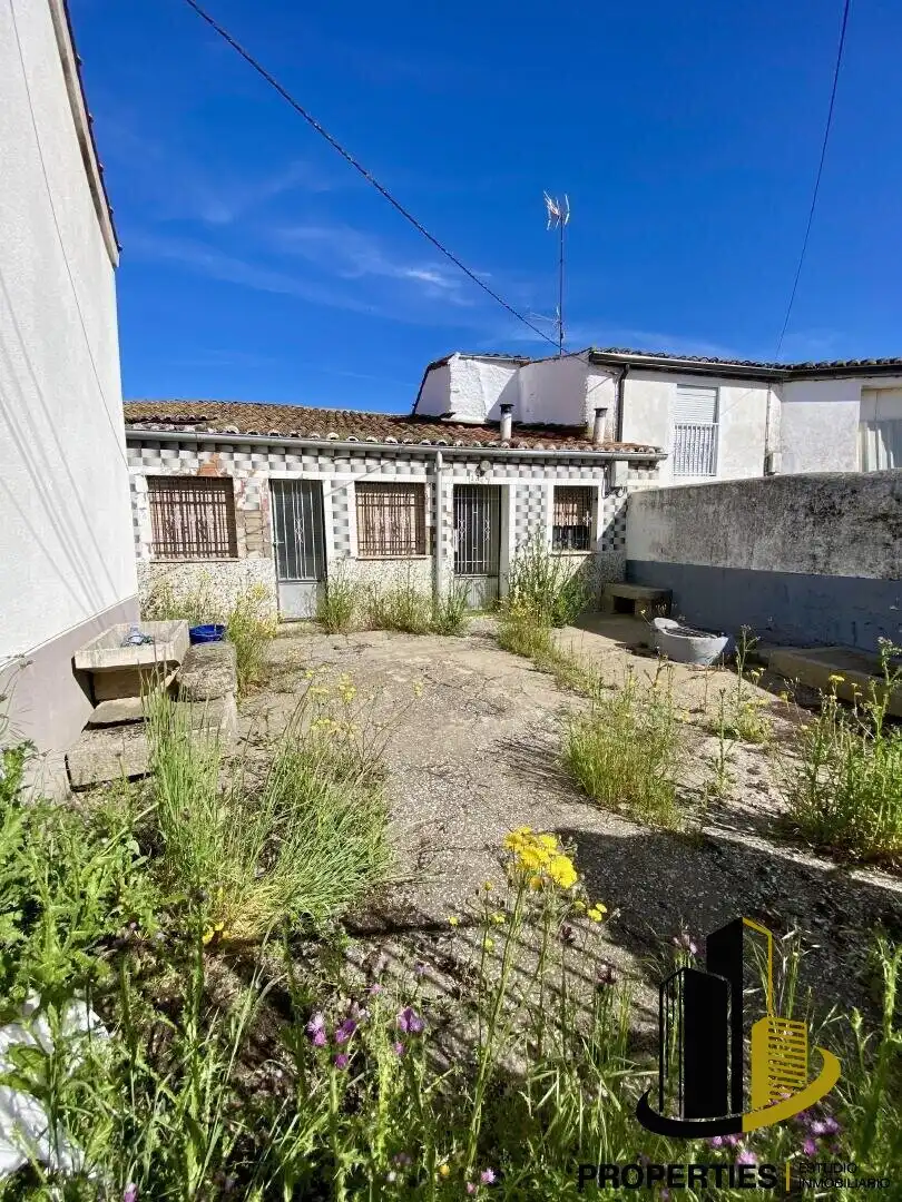 Casa en venta en Guijuelo, imagen 2