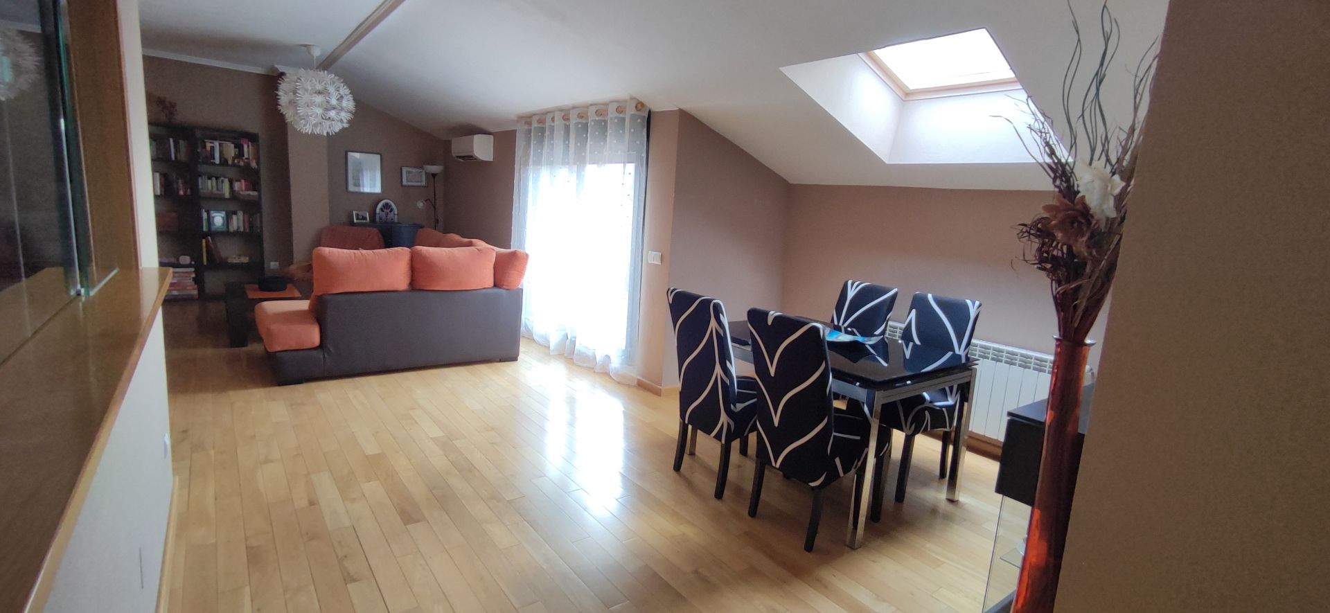 Living room of Attic for sale in Seseña  with Air Conditioner, Heating and Parquet flooring