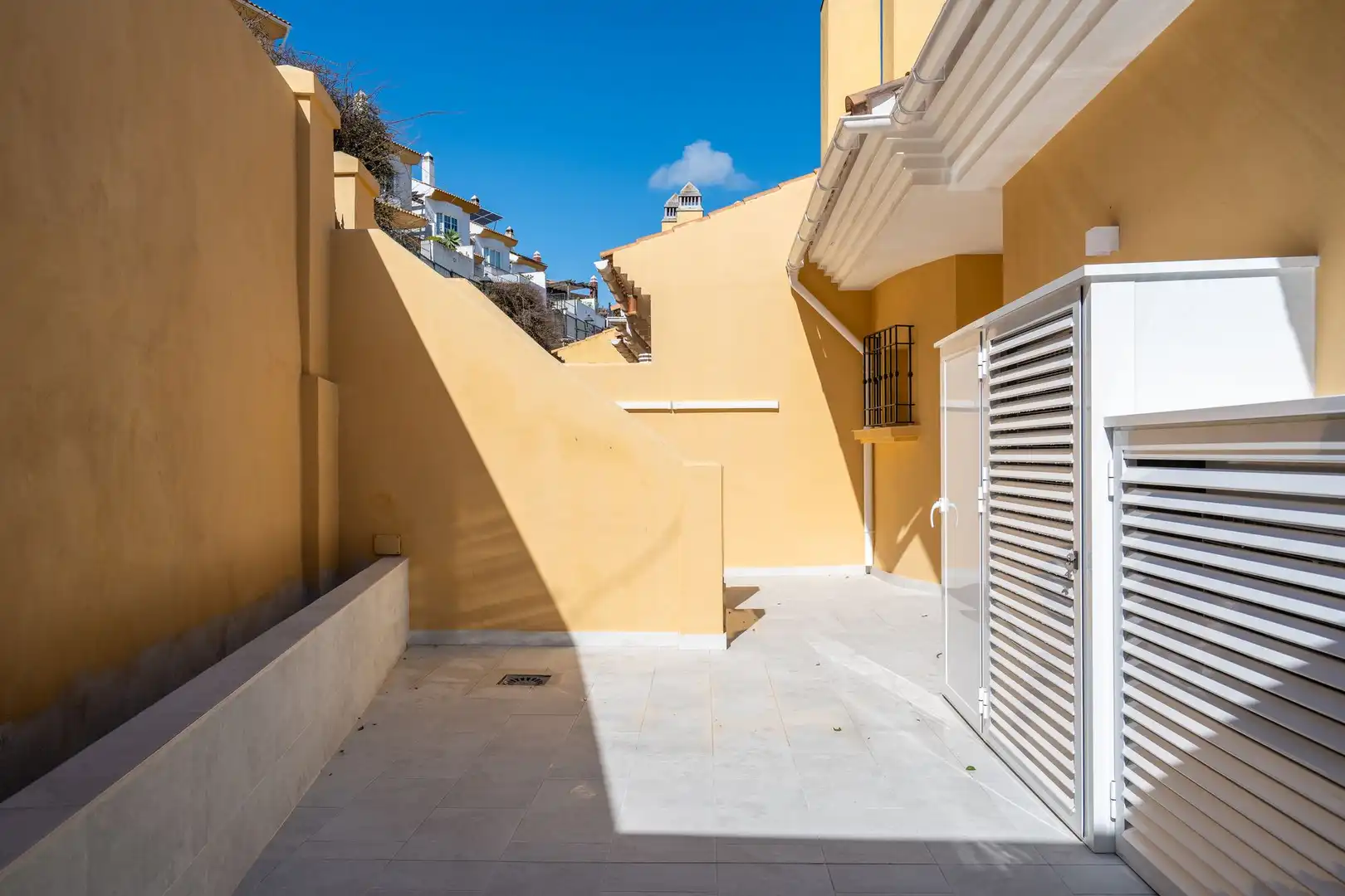 Casa adosada en venta en La Mairena