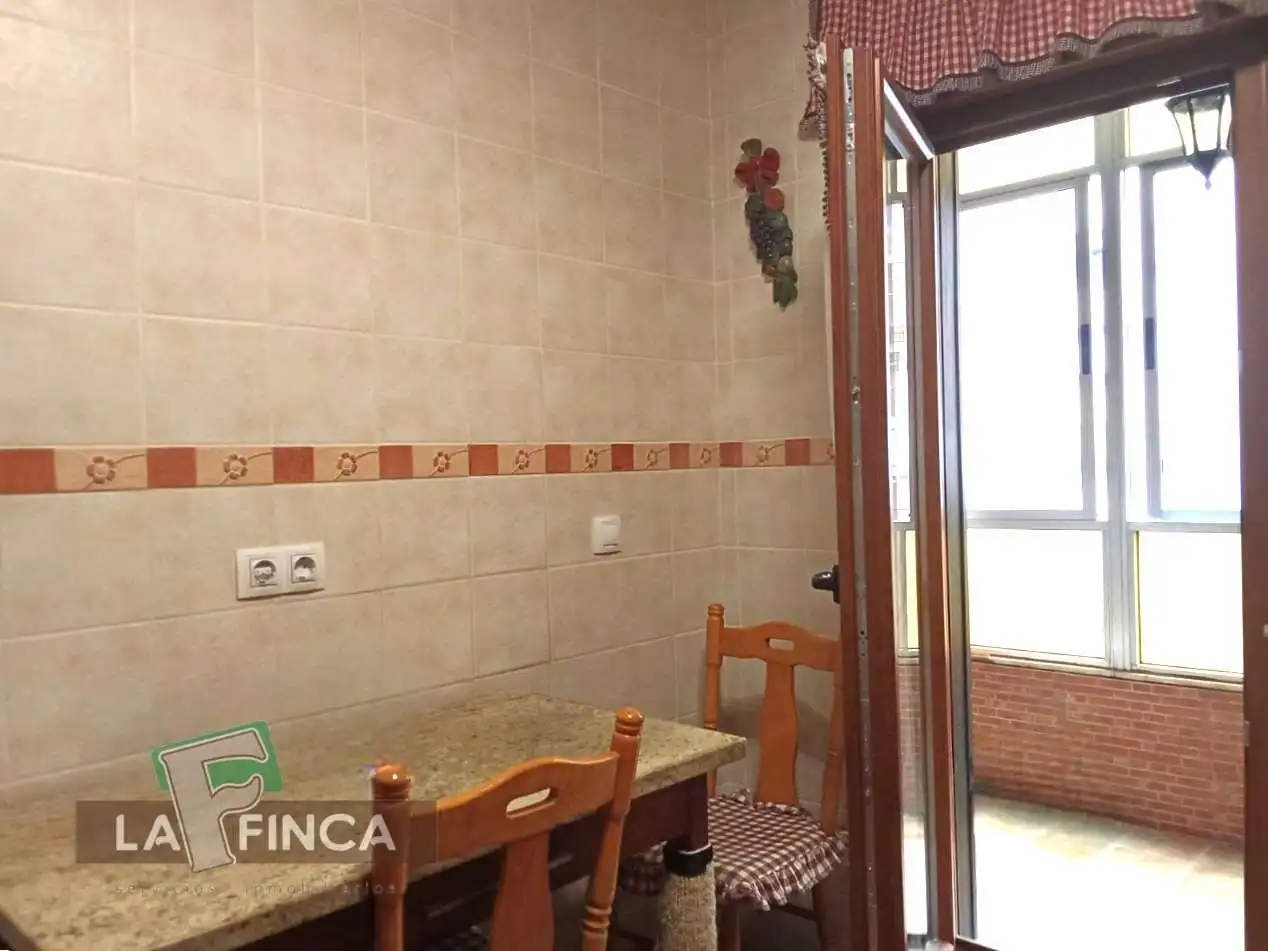 Cocina de Piso en venta en Castrillón con Calefacción y Terraza