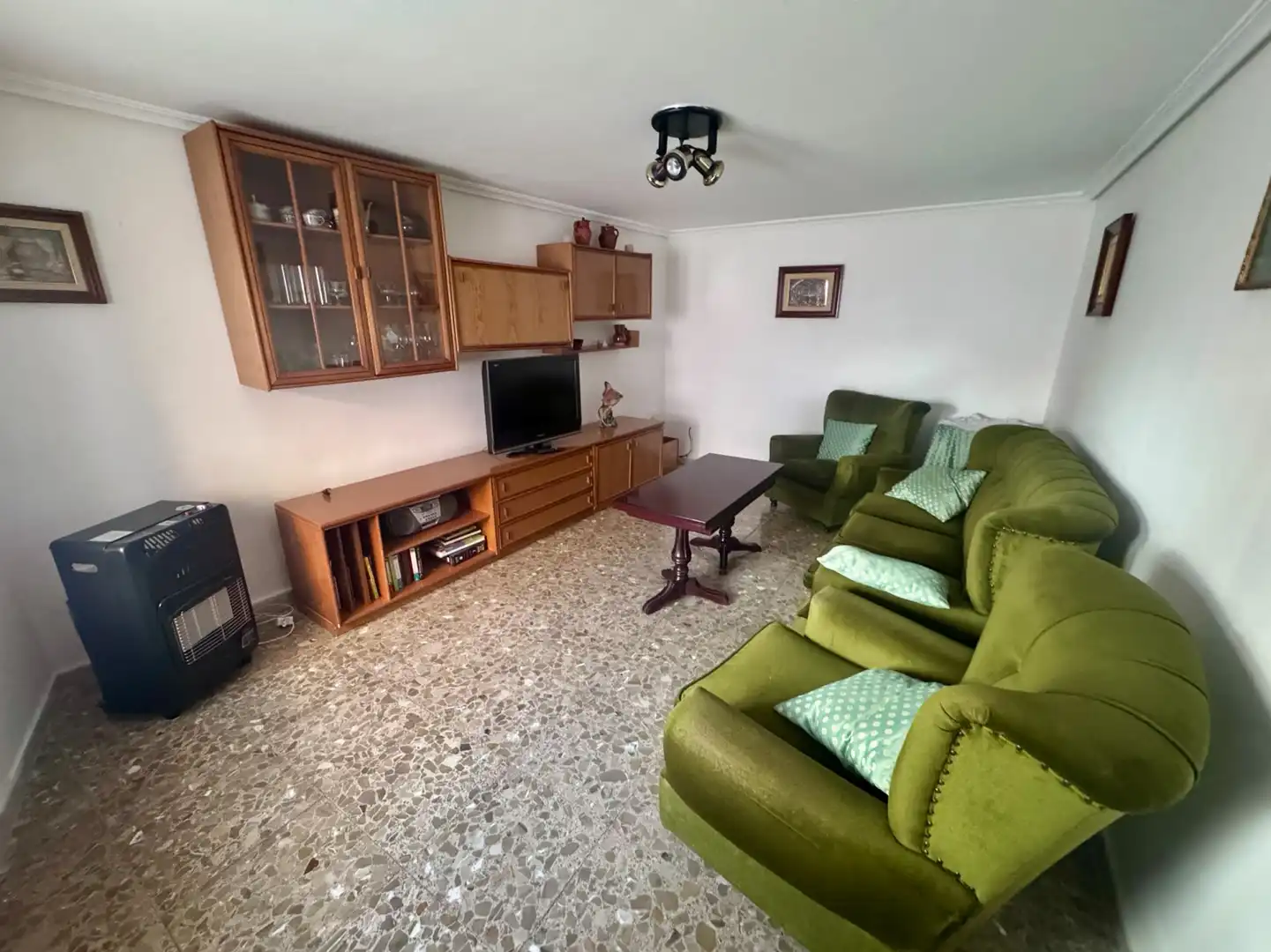 Sala de estar de Casa adosada de alquiler en Baltanás con Calefacción, Terraza y Trastero