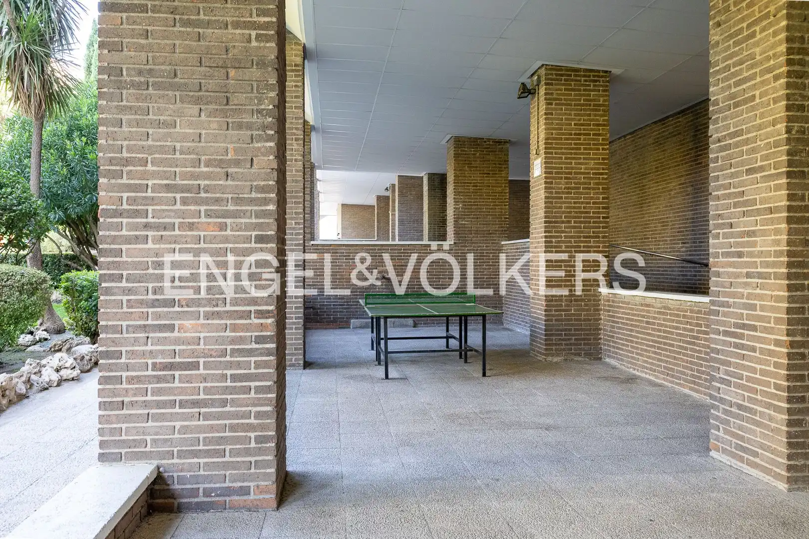 Flat for rent in Madrid  with Air Conditioner, Heating and Private garden