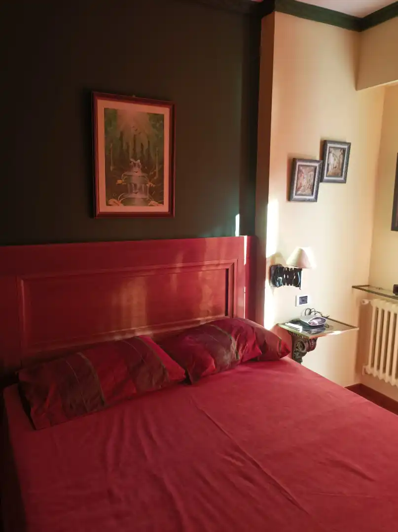 Habitación de Casa o chalet en venta en San Cibrao das Viñas con Jardín privado, Terraza y Amueblado