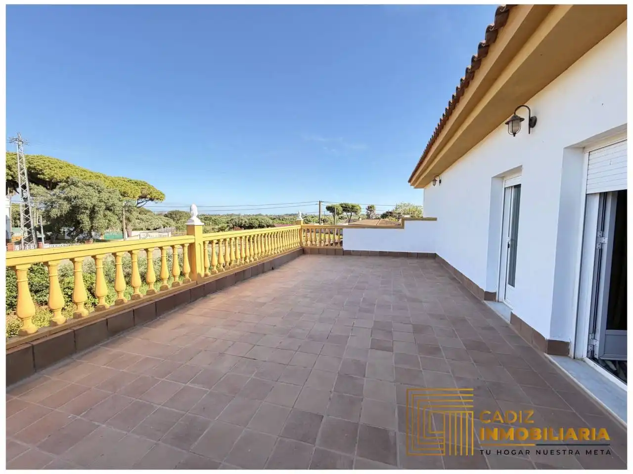 Terrassa de Casa o xalet en venda en Chiclana de la Frontera amb Aire condicionat, Calefacció i Jardí privat