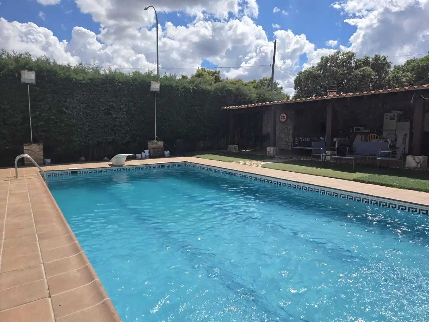 Piscina de Casa o xalet en venda en Nuevo Baztán amb Calefacció, Jardí privat i Traster