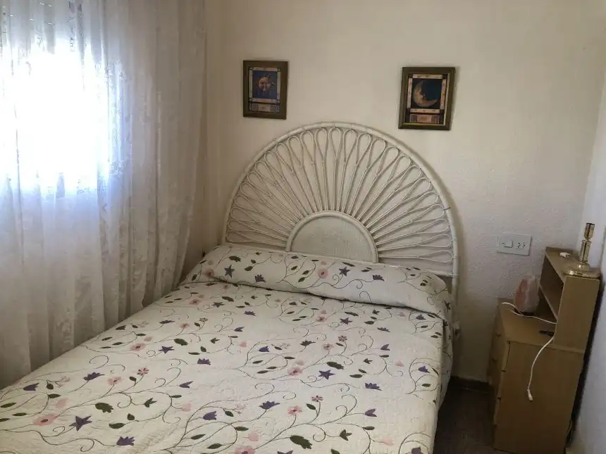 Schlafzimmer von Wohnungen zur Miete in Santa Pola mit Privatgarten, Terrasse und Möbliert